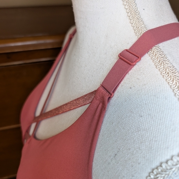 Victoria Sport STRAPPY Racerback Sports Bra 34C - Picture 4 of 12